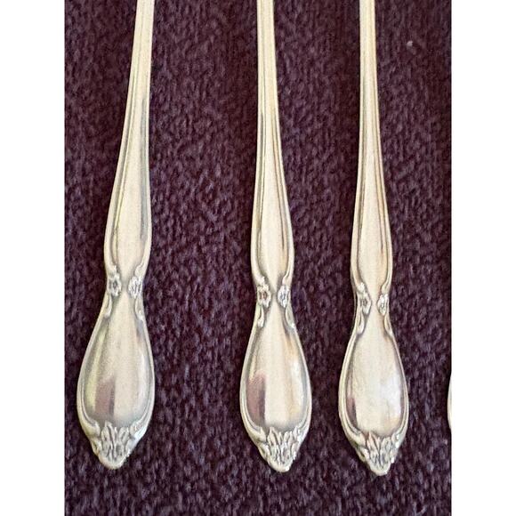 Oneida Community Chatelaine Stainless Flatware 6 Cocktail or Seafood Forks - Picture 2 of 5